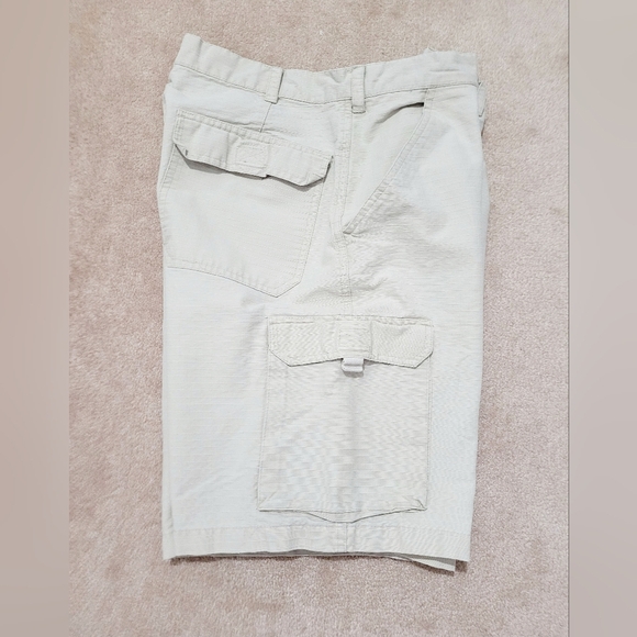 Route 66 Cargo Shorts Tan 100% Cotton Men's Size 34 Lots Of Pockets - Picture 1 of 8